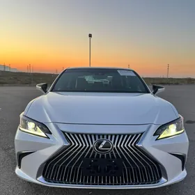 Lexus ES 350 2020