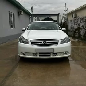 Infiniti M45 2005