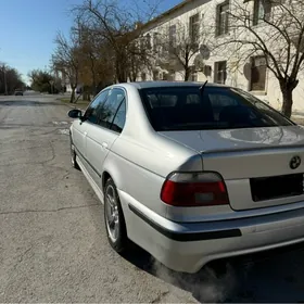 BMW E39 2002