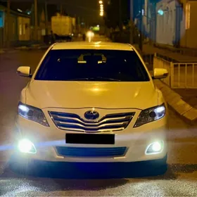 Toyota Camry 2010