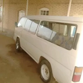 Toyota Hiace 1995