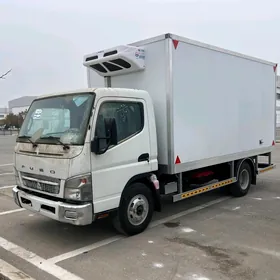 Mitsubishi Fuso 2024