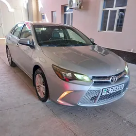 Toyota Camry 2016