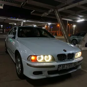 BMW E39 2001