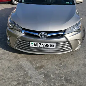 Toyota Camry 2017