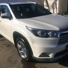 Toyota Highlander 2014