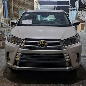 Toyota Highlander 2019