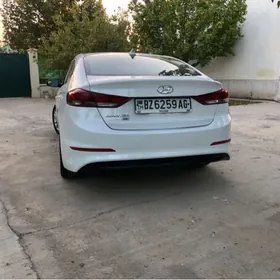 Hyundai Elantra 2017