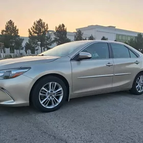 Toyota Camry 2017