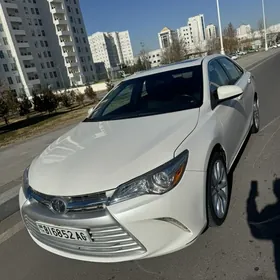 Toyota Camry 2016