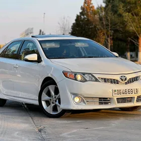 Toyota Camry 2013