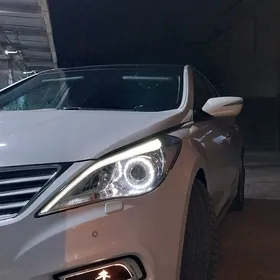 Hyundai Azera 2013