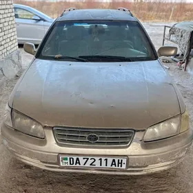 Toyota Camry 2000