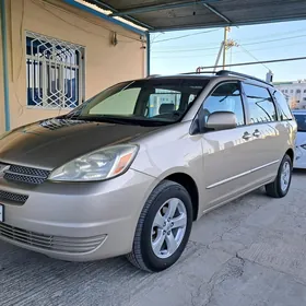 Toyota Sienna 2005