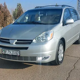 Toyota Sienna 2004