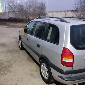 Opel Zafira 2002