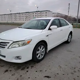 Toyota Camry 2011