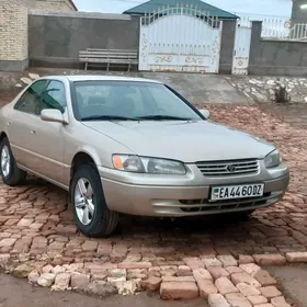 Toyota Camry 1998