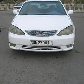 Toyota Camry 2004