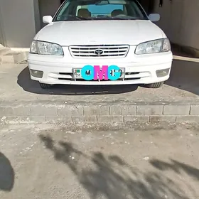 Toyota Camry 1999