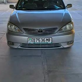 Toyota Camry 2005