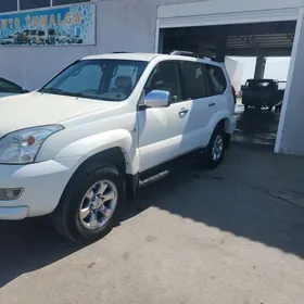 Toyota Land Cruiser Prado 2006