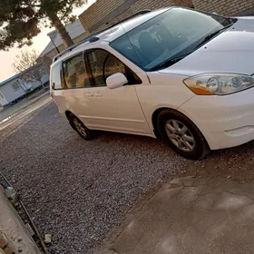 Toyota Sienna 2008