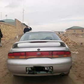 Toyota Carina 1993