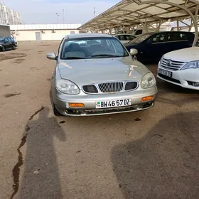 Daewoo Leganza 2000