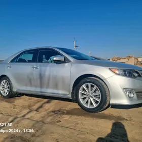 Toyota Camry 2013