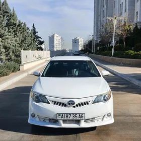 Toyota Camry 2012