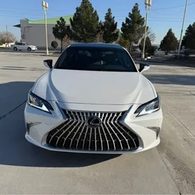 Lexus ES 350 2022