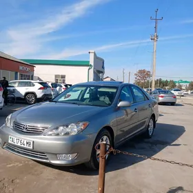 Toyota Camry 2005