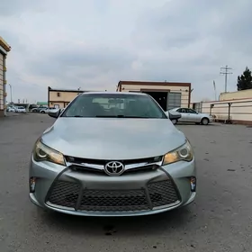 Toyota Camry 2017