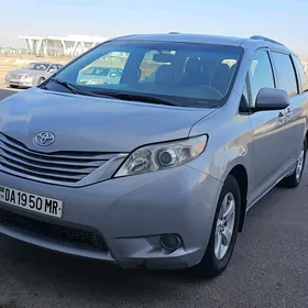 Toyota Sienna 2011