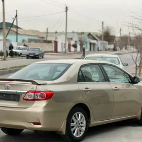 Toyota Corolla 2013