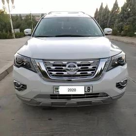 Nissan Pathfinder 2020