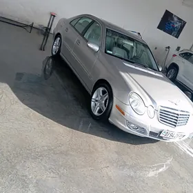 Mercedes-Benz E320 2003