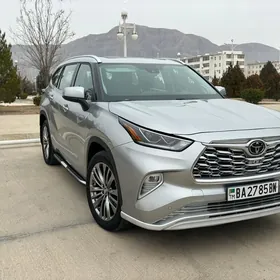 Toyota Highlander 2022