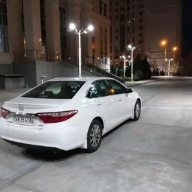 Toyota Camry 2017