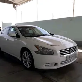 Nissan Maxima 2011