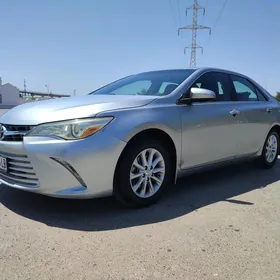 Toyota Camry 2017