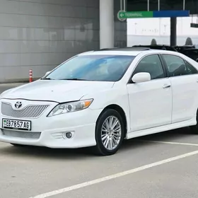 Toyota Camry 2011