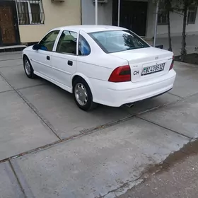 Opel Vectra 2000