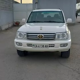 Toyota Land Cruiser 2001