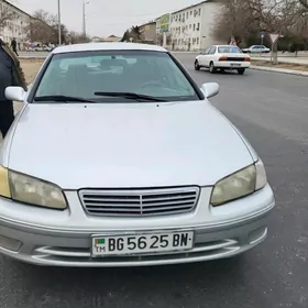 Toyota Camry 2001