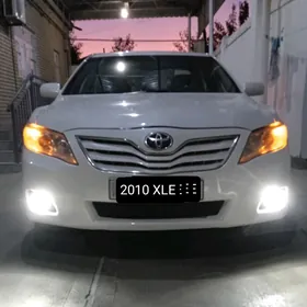 Toyota Camry 2010