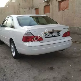 Toyota Avalon 2003