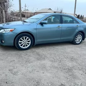 Toyota Camry 2010