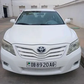 Toyota Camry 2010